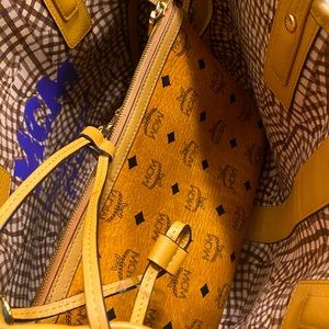 MCM Tote bag w/ mini hand bag + dust bag